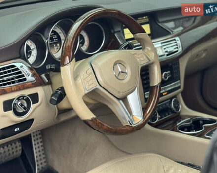 Коричневый Мерседес ЦЛС-Класс, объемом двигателя 4.7 л и пробегом 149 тыс. км за 21500 $, фото 18 на Automoto.ua