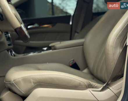 Коричневый Мерседес ЦЛС-Класс, объемом двигателя 4.7 л и пробегом 149 тыс. км за 21500 $, фото 26 на Automoto.ua