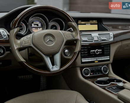 Коричневый Мерседес ЦЛС-Класс, объемом двигателя 4.7 л и пробегом 149 тыс. км за 21500 $, фото 22 на Automoto.ua