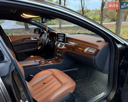 Коричневий Мерседес ЦЛС-Клас, об'ємом двигуна 2.99 л та пробігом 84 тис. км за 28500 $, фото 18 на Automoto.ua