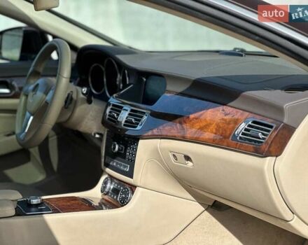 Коричневый Мерседес ЦЛС-Класс, объемом двигателя 2.14 л и пробегом 250 тыс. км за 17900 $, фото 29 на Automoto.ua