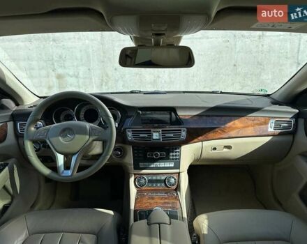 Мерседес ЦЛС-Клас 2014 у Києві на Automoto.ua Коричневий Мерседес ЦЛС-Клас, об'ємом двигуна 2.14 л та пробігом 250 тис. км за 17900 $, фото 18 на Automoto.ua