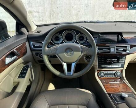 Коричневый Мерседес ЦЛС-Класс, объемом двигателя 2.14 л и пробегом 250 тыс. км за 17900 $, фото 17 на Automoto.ua