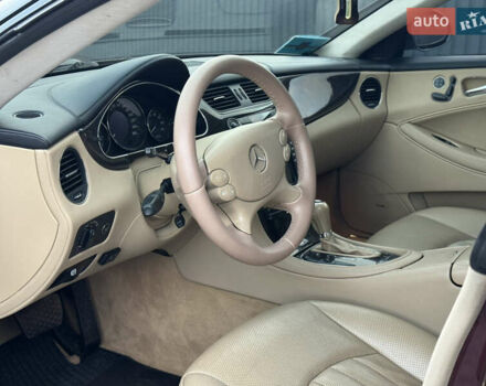 Красный Мерседес ЦЛС-Класс, объемом двигателя 5 л и пробегом 152 тыс. км за 8999 $, фото 42 на Automoto.ua