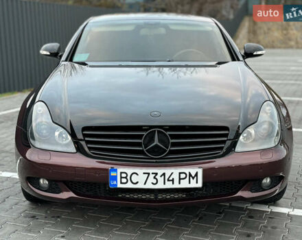 Красный Мерседес ЦЛС-Класс, объемом двигателя 5 л и пробегом 152 тыс. км за 8999 $, фото 7 на Automoto.ua