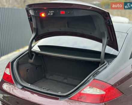 Красный Мерседес ЦЛС-Класс, объемом двигателя 5 л и пробегом 152 тыс. км за 8999 $, фото 60 на Automoto.ua