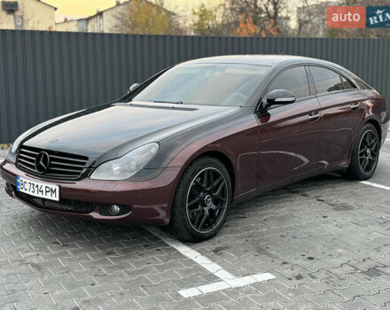 Красный Мерседес ЦЛС-Класс, объемом двигателя 5 л и пробегом 152 тыс. км за 8999 $, фото 5 на Automoto.ua
