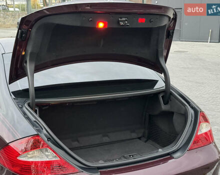 Красный Мерседес ЦЛС-Класс, объемом двигателя 5 л и пробегом 152 тыс. км за 8999 $, фото 62 на Automoto.ua