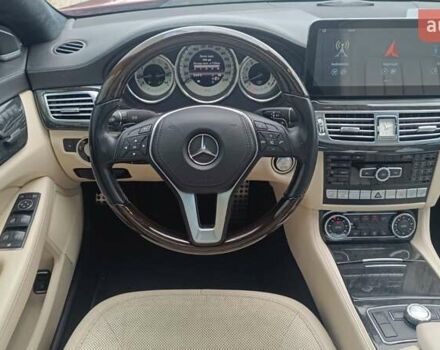 Мерседес ЦЛС-Класс 2012 в Киеве на Automoto.ua Красный Мерседес ЦЛС-Класс, объемом двигателя 3.5 л и пробегом 96 тыс. км за 20338 $, фото 8 на Automoto.ua