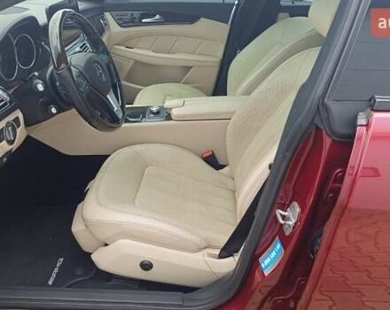 Мерседес ЦЛС-Класс 2012 в Киеве на Automoto.ua Красный Мерседес ЦЛС-Класс, объемом двигателя 3.5 л и пробегом 96 тыс. км за 20338 $, фото 11 на Automoto.ua