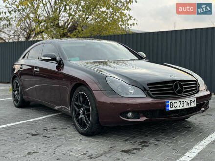 Красный Мерседес ЦЛС-Класс, объемом двигателя 5 л и пробегом 152 тыс. км за 8999 $, фото 1 на Automoto.ua