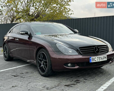 Красный Мерседес ЦЛС-Класс, объемом двигателя 5 л и пробегом 152 тыс. км за 8999 $, фото 1 на Automoto.ua