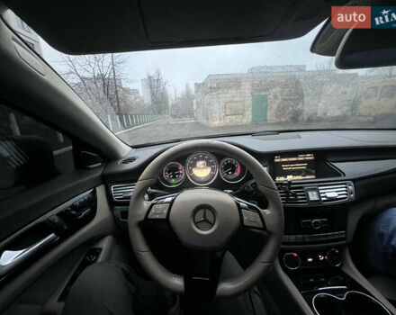 Мерседес ЦЛС-Клас, об'ємом двигуна 4.7 л та пробігом 170 тис. км за 24000 $, фото 16 на Automoto.ua