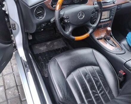 Серый Мерседес ЦЛС-Класс, объемом двигателя 4.97 л и пробегом 240 тыс. км за 10000 $, фото 4 на Automoto.ua