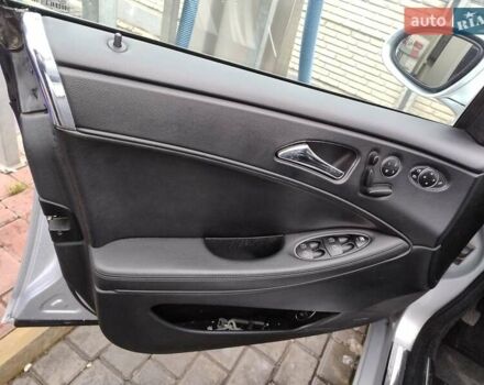 Серый Мерседес ЦЛС-Класс, объемом двигателя 4.97 л и пробегом 240 тыс. км за 10000 $, фото 14 на Automoto.ua