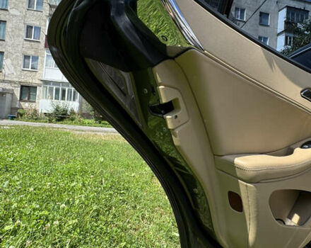 Серый Мерседес ЦЛС-Класс, объемом двигателя 3.5 л и пробегом 179 тыс. км за 10000 $, фото 59 на Automoto.ua
