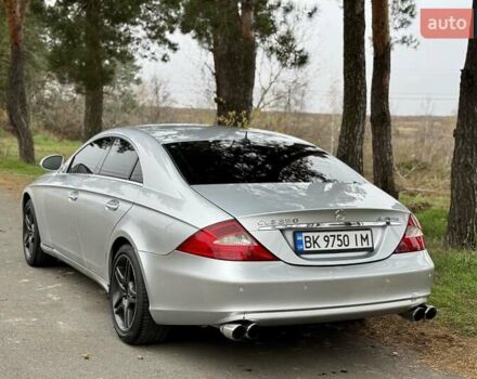 Серый Мерседес ЦЛС-Класс, объемом двигателя 3.5 л и пробегом 293 тыс. км за 7999 $, фото 3 на Automoto.ua