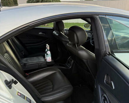 Серый Мерседес ЦЛС-Класс, объемом двигателя 2.99 л и пробегом 274 тыс. км за 10500 $, фото 13 на Automoto.ua