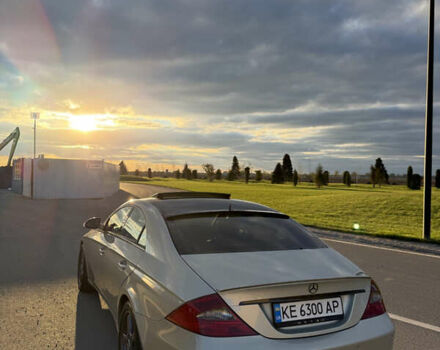 Серый Мерседес ЦЛС-Класс, объемом двигателя 2.99 л и пробегом 274 тыс. км за 10500 $, фото 4 на Automoto.ua