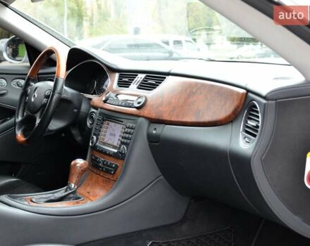 Мерседес ЦЛС-Класс 2007 в Киеве на Automoto.ua Серый Мерседес ЦЛС-Класс, объемом двигателя 3.5 л и пробегом 134 тыс. км за 14500 $, фото 40 на Automoto.ua