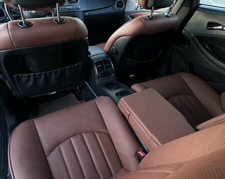 Серый Мерседес ЦЛС-Класс, объемом двигателя 5.46 л и пробегом 246 тыс. км за 16000 $, фото 5 на Automoto.ua