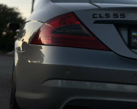 Серый Мерседес ЦЛС-Класс, объемом двигателя 5.46 л и пробегом 246 тыс. км за 16000 $, фото 6 на Automoto.ua