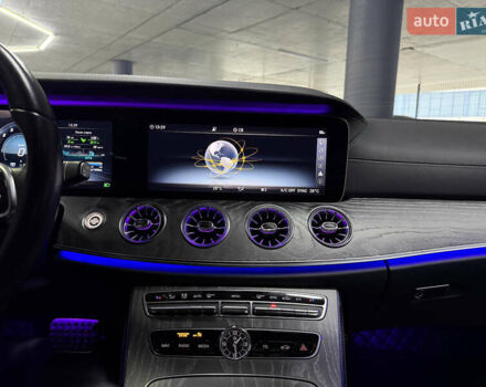 Серый Мерседес ЦЛС-Класс, объемом двигателя 3 л и пробегом 103 тыс. км за 45900 $, фото 27 на Automoto.ua