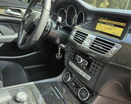 Серый Мерседес ЦЛС-Класс, объемом двигателя 3 л и пробегом 255 тыс. км за 19900 $, фото 72 на Automoto.ua