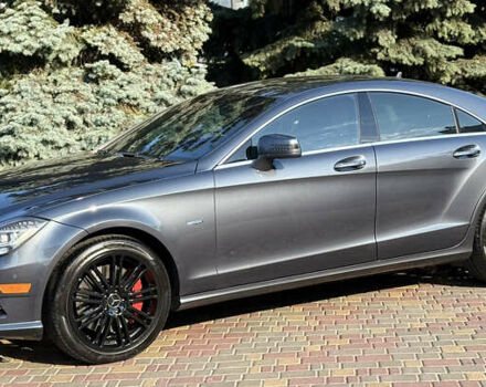 Сірий Мерседес ЦЛС-Клас, об'ємом двигуна 4.7 л та пробігом 120 тис. км за 17500 $, фото 4 на Automoto.ua