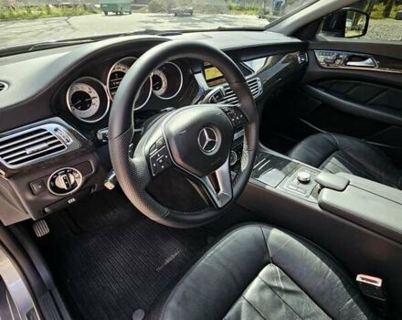 Серый Мерседес ЦЛС-Класс, объемом двигателя 3 л и пробегом 255 тыс. км за 19900 $, фото 63 на Automoto.ua