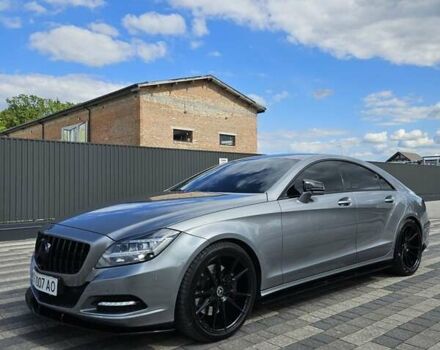 Серый Мерседес ЦЛС-Класс, объемом двигателя 3 л и пробегом 255 тыс. км за 19900 $, фото 2 на Automoto.ua