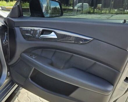 Серый Мерседес ЦЛС-Класс, объемом двигателя 3 л и пробегом 255 тыс. км за 19900 $, фото 71 на Automoto.ua