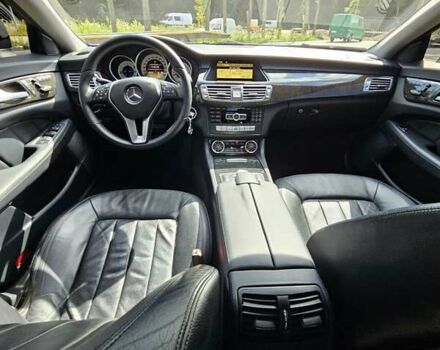 Серый Мерседес ЦЛС-Класс, объемом двигателя 3 л и пробегом 255 тыс. км за 19900 $, фото 56 на Automoto.ua