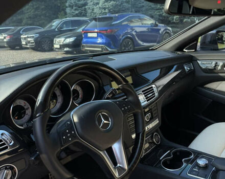 Сірий Мерседес ЦЛС-Клас, об'ємом двигуна 4.7 л та пробігом 120 тис. км за 17500 $, фото 18 на Automoto.ua