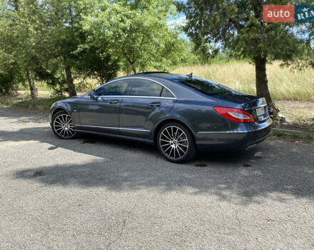 Серый Мерседес ЦЛС-Класс, объемом двигателя 3 л и пробегом 230 тыс. км за 21000 $, фото 8 на Automoto.ua