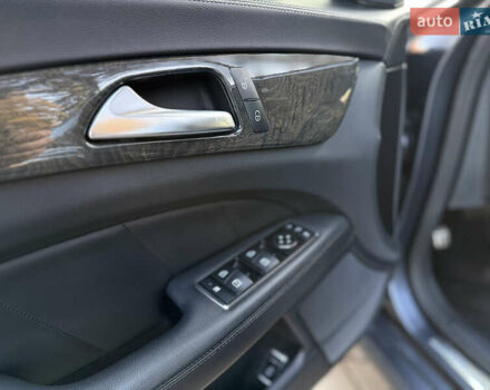 Серый Мерседес ЦЛС-Класс, объемом двигателя 3 л и пробегом 384 тыс. км за 17450 $, фото 21 на Automoto.ua