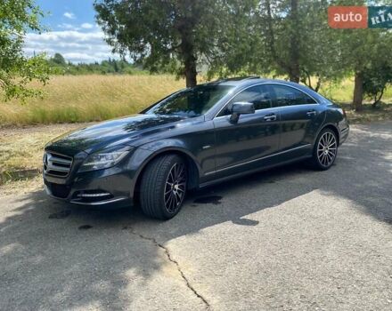 Серый Мерседес ЦЛС-Класс, объемом двигателя 3 л и пробегом 230 тыс. км за 21000 $, фото 1 на Automoto.ua