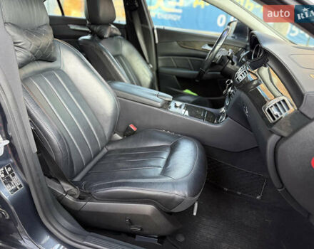 Серый Мерседес ЦЛС-Класс, объемом двигателя 3 л и пробегом 384 тыс. км за 17450 $, фото 15 на Automoto.ua