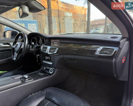 Серый Мерседес ЦЛС-Класс, объемом двигателя 3 л и пробегом 384 тыс. км за 17450 $, фото 13 на Automoto.ua