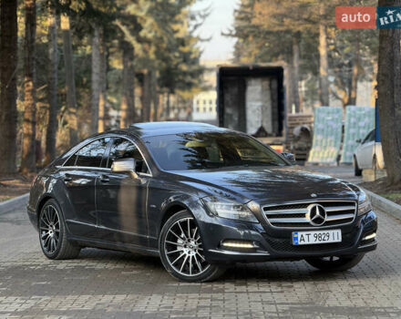Серый Мерседес ЦЛС-Класс, объемом двигателя 3 л и пробегом 384 тыс. км за 17450 $, фото 3 на Automoto.ua