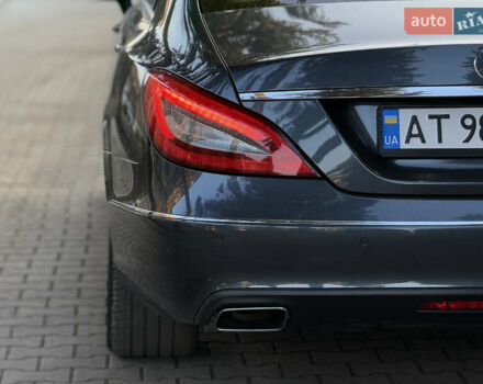 Серый Мерседес ЦЛС-Класс, объемом двигателя 3 л и пробегом 384 тыс. км за 17450 $, фото 8 на Automoto.ua