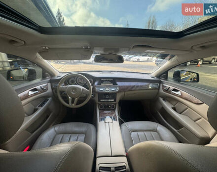 Серый Мерседес ЦЛС-Класс, объемом двигателя 2.2 л и пробегом 165 тыс. км за 22900 $, фото 13 на Automoto.ua