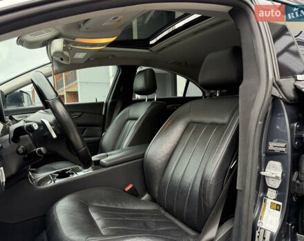 Серый Мерседес ЦЛС-Класс, объемом двигателя 3 л и пробегом 134 тыс. км за 21500 $, фото 46 на Automoto.ua