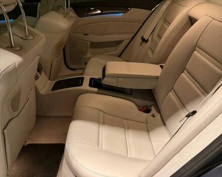 Серый Мерседес ЦЛС-Класс, объемом двигателя 5.46 л и пробегом 113 тыс. км за 70000 $, фото 17 на Automoto.ua