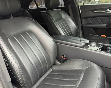 Серый Мерседес ЦЛС-Класс, объемом двигателя 3 л и пробегом 149 тыс. км за 28000 $, фото 7 на Automoto.ua