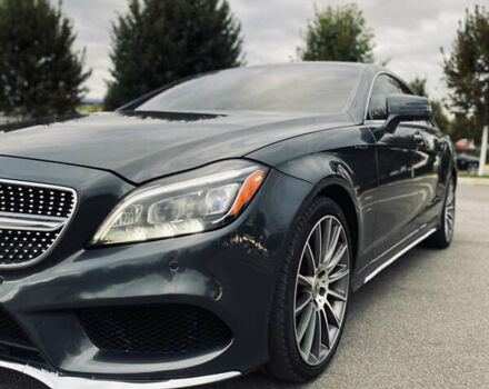 Серый Мерседес ЦЛС-Класс, объемом двигателя 3 л и пробегом 107 тыс. км за 27000 $, фото 2 на Automoto.ua