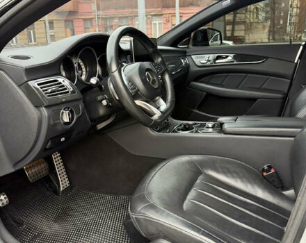 Серый Мерседес ЦЛС-Класс, объемом двигателя 3 л и пробегом 149 тыс. км за 28000 $, фото 3 на Automoto.ua