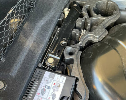 Серый Мерседес ЦЛС-Класс, объемом двигателя 2.14 л и пробегом 85 тыс. км за 29999 $, фото 43 на Automoto.ua