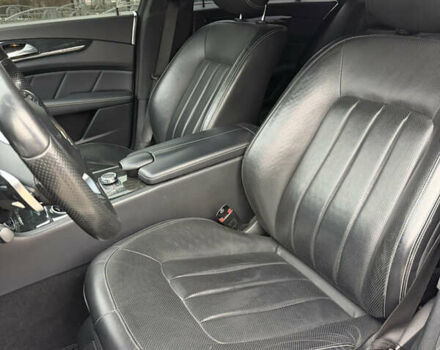 Серый Мерседес ЦЛС-Класс, объемом двигателя 3 л и пробегом 149 тыс. км за 28000 $, фото 5 на Automoto.ua