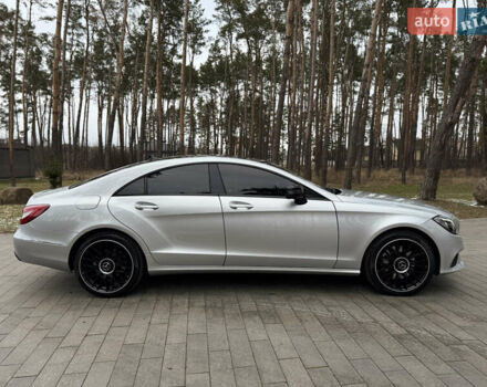 Серый Мерседес ЦЛС-Класс, объемом двигателя 2.99 л и пробегом 230 тыс. км за 30000 $, фото 2 на Automoto.ua